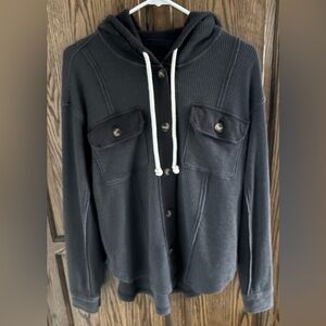 Women’s American Eagle Charcoal Hooded Waffle-Knit Button Shacket. Sz S